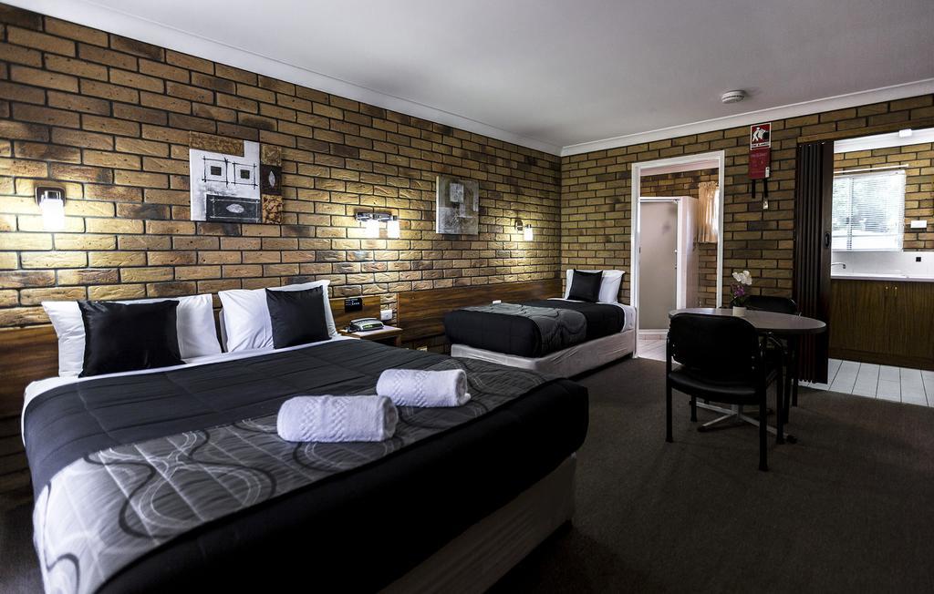 Park House Motor Inn Oakey Экстерьер фото