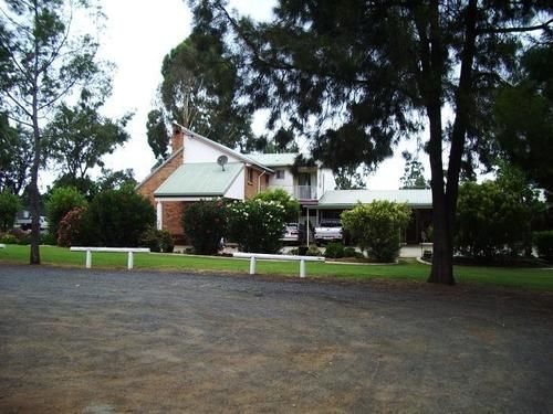 Park House Motor Inn Oakey Экстерьер фото